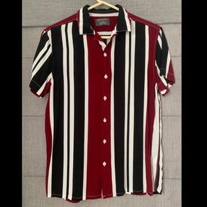 Bottom up shirt! Size S